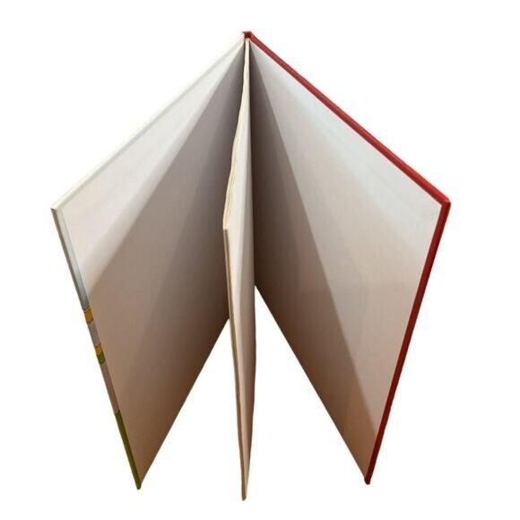 Clifford Goes To Kindergarten Hardcover Book By Norman Bridwell - Picture 3 of 4